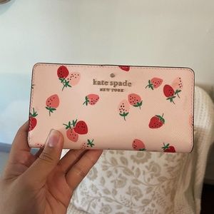 KATE SPADE STRAWBERRY WALLET